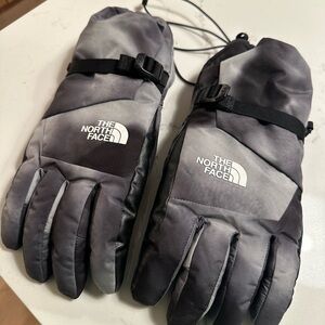 The North Face Black and Gray FUTURELIGHT Mittens